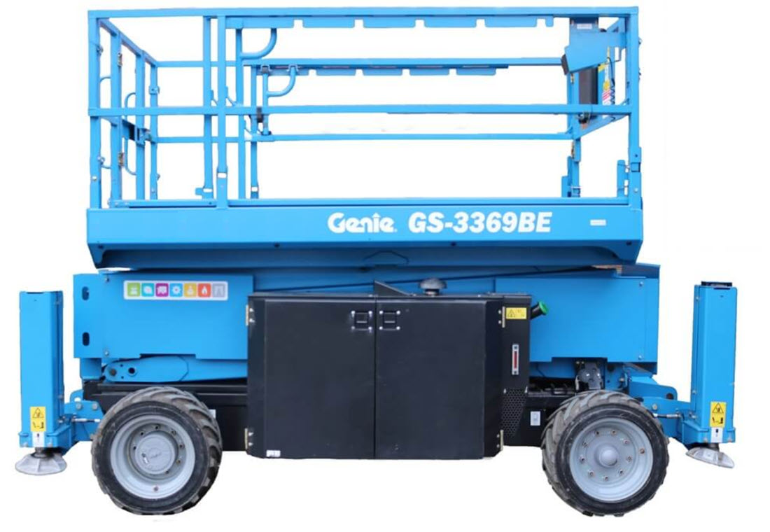 Sakselift batteri/diesel arb.h < 12m bredde > 90cm Sakselift batteri/diesel arb.h < 12m bredde > 90cm